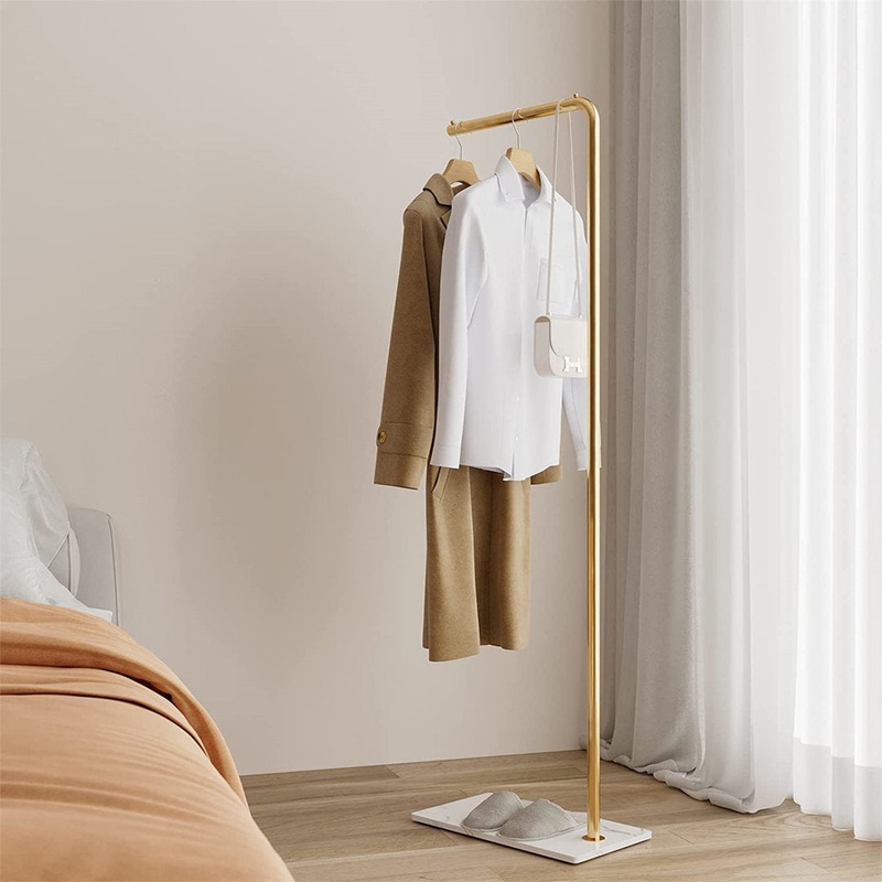 18” Wide Metal Freestanding Coat Rack Everly Quinn Color: Gold