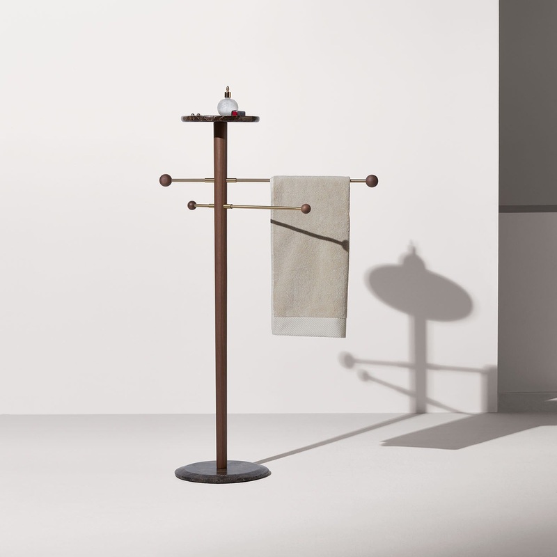 Toallero Towel Stand