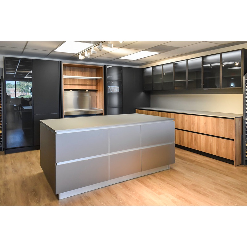 Doimo Cucine Modern Two-Tone Kitchen with Grey Island