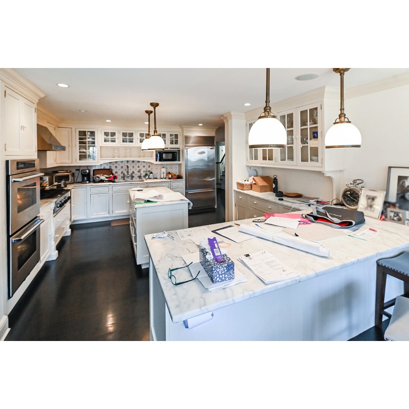 Heritage Traditional Creamy White Kitchen with Island, Marble Countertops and Appliances