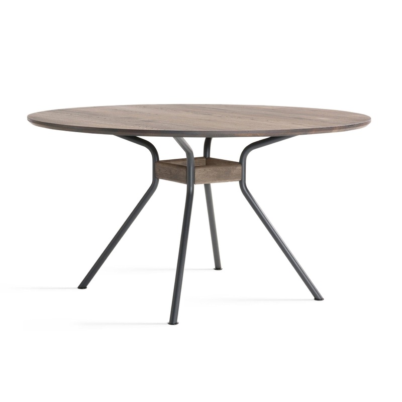 Beso Round Table – 120 cm x 75 cm