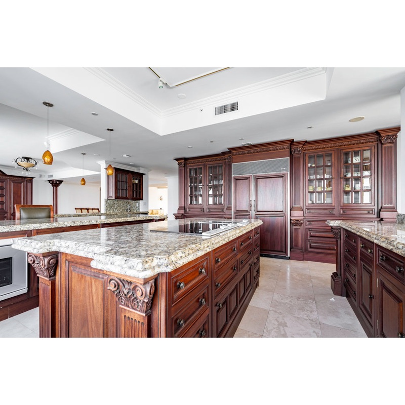 Clive Christian Regency Traditional Mahogany Kitchen with Granite Countertops