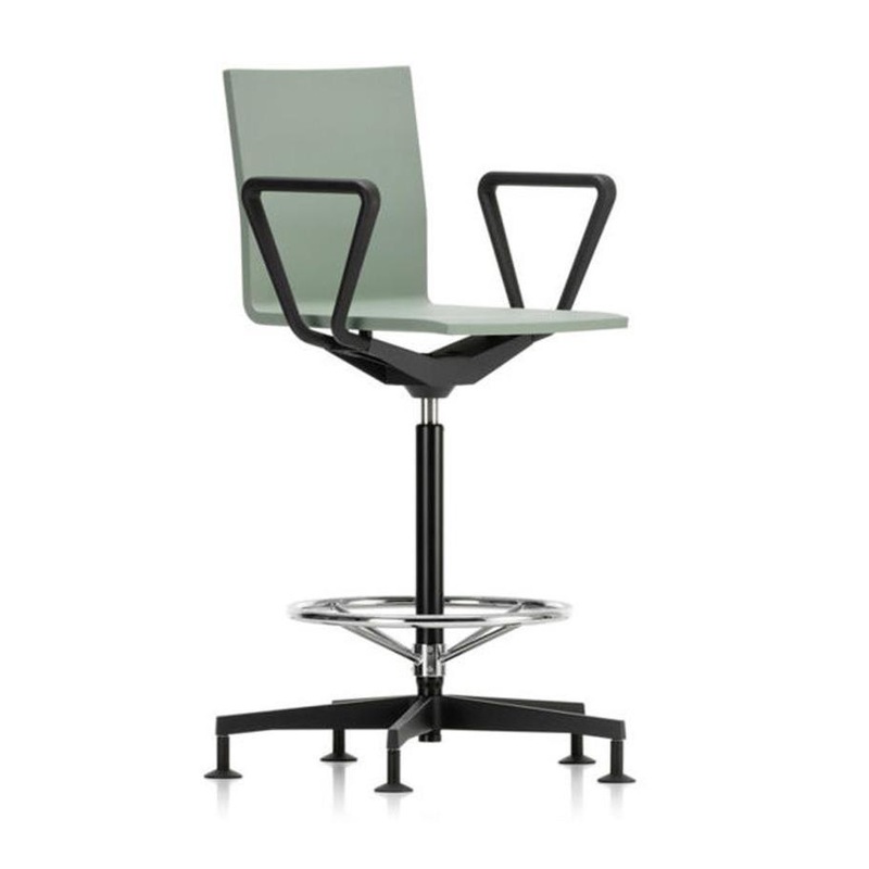 .04 Counter Chair