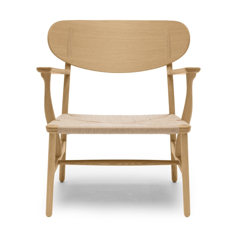 CH22 Lounge Chair