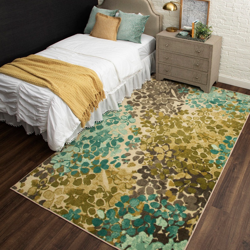 SantaCruz Blue/Green Traditional Floral Area Rug Andover Mills Rug Size: Rectangle 5′ x 7′