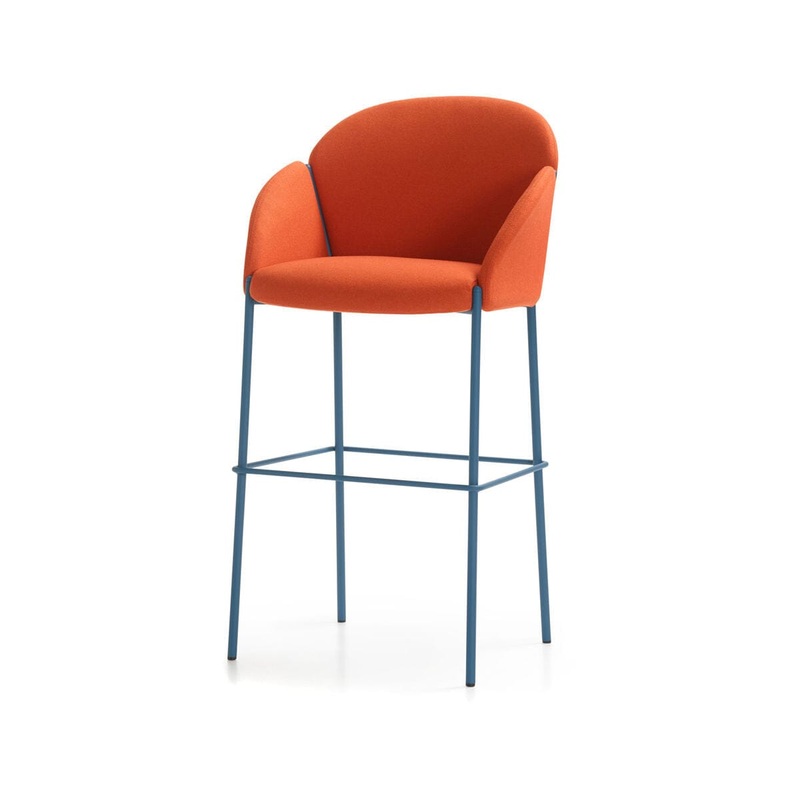 Andrea Barstool