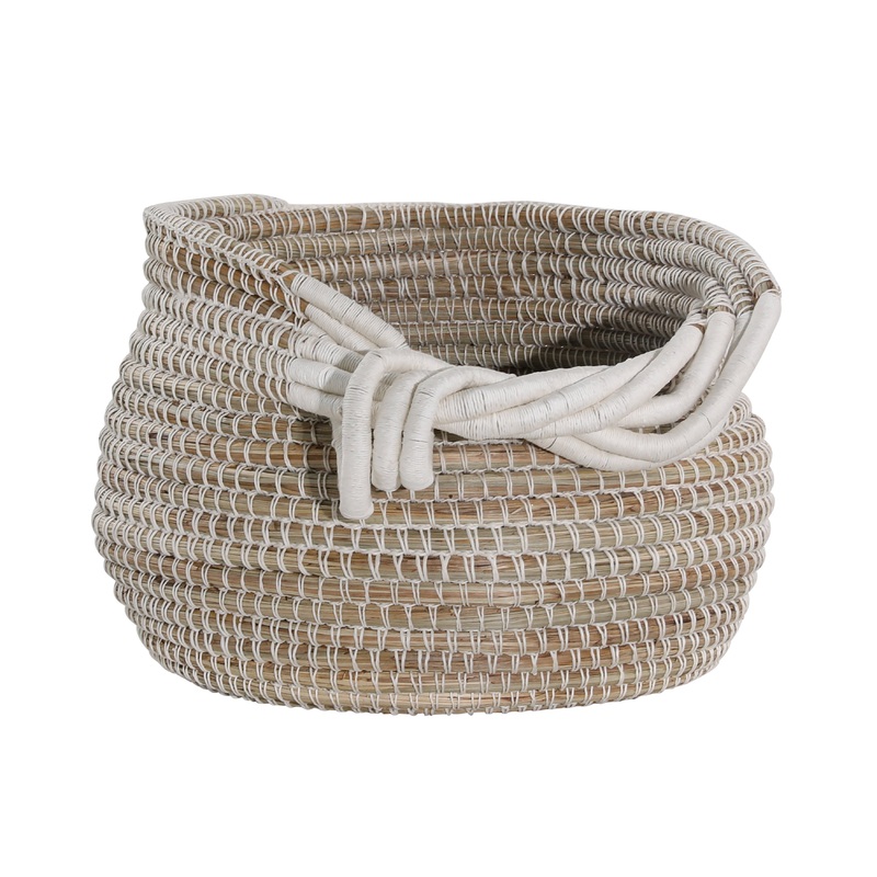 Nature’s Embrace Organic Wicker Oval