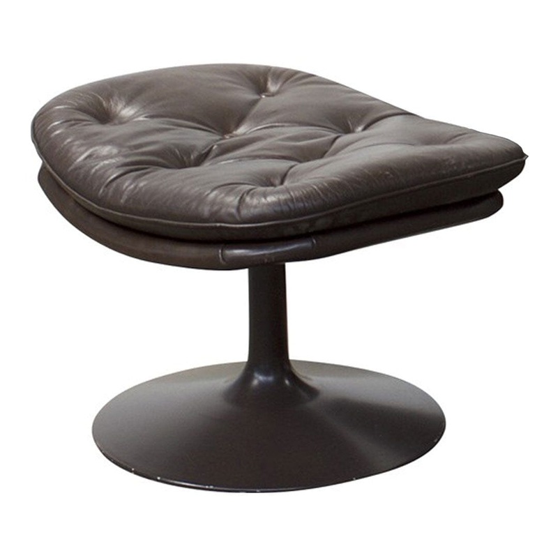P 588 Footstool