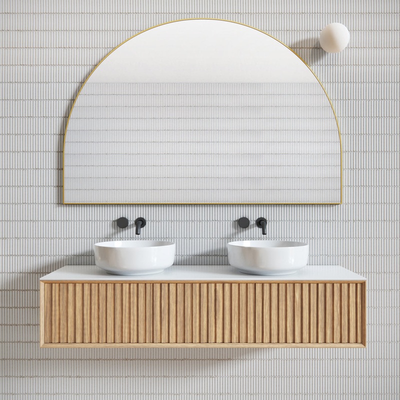 Kira Arched Mirror Glass Warehouse Size: 40” X 60” Finish: Satin Brass