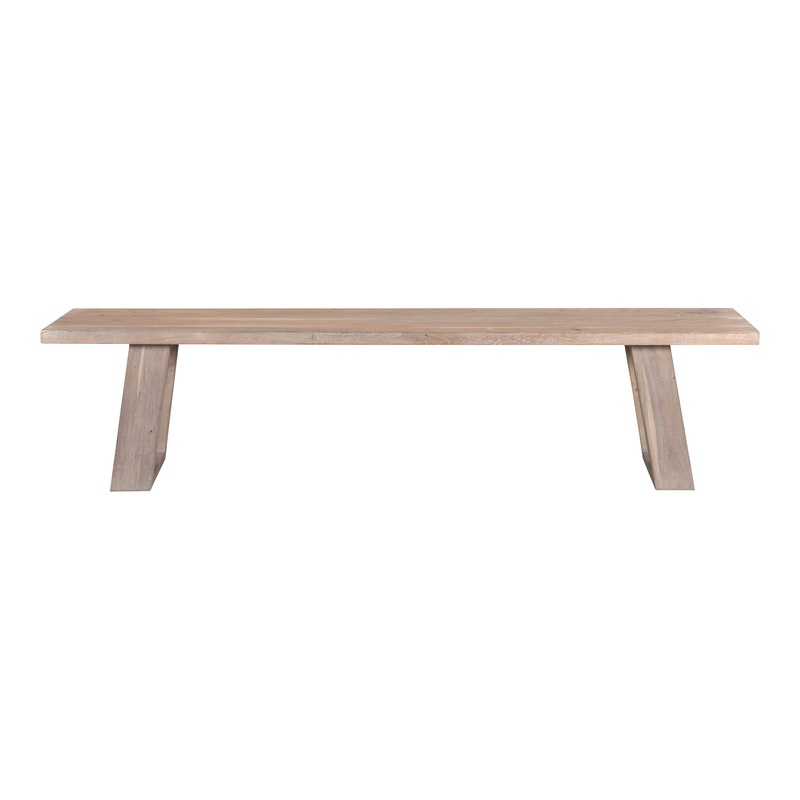Scandinavian-Inspired Expansive Kitchen Island